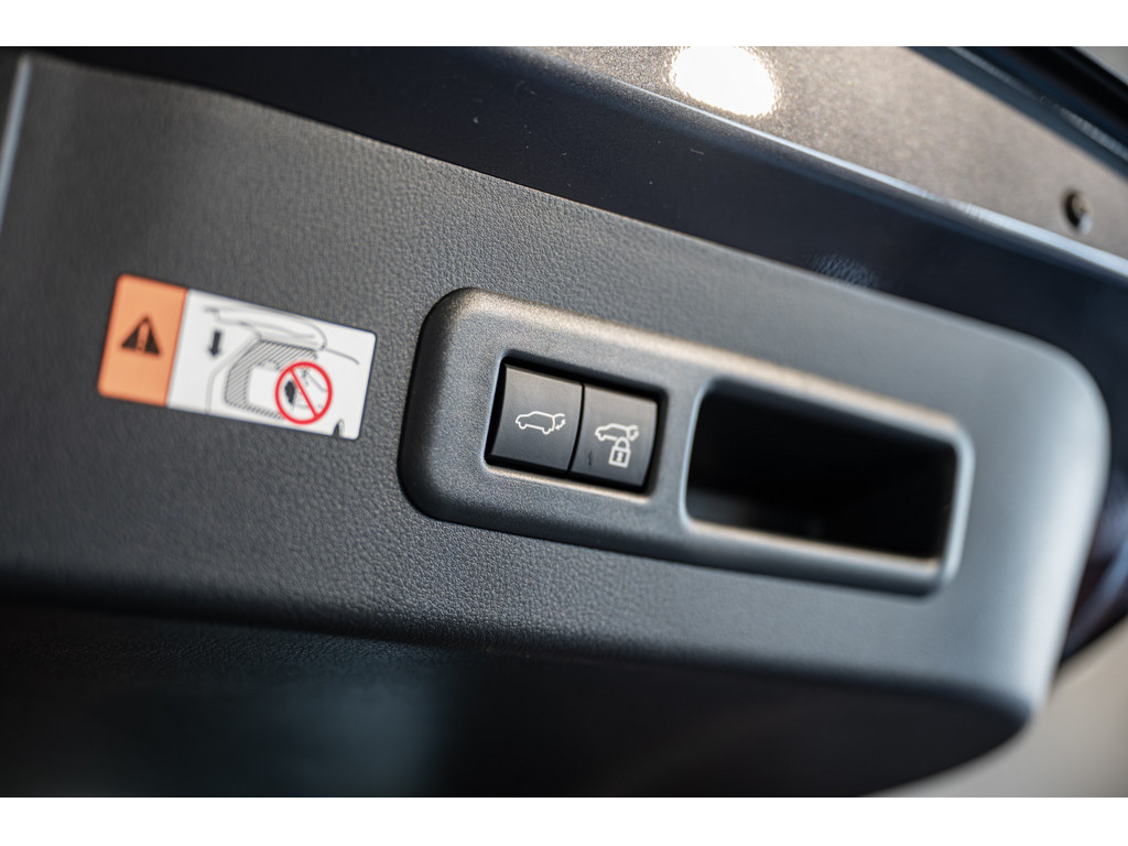 Fahrzeugansicht LEXUS LBX Relax - Bild 9