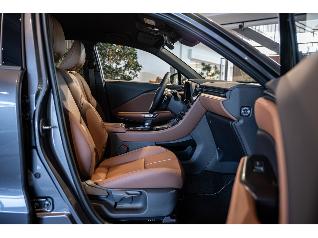 Fahrzeugansicht LEXUS LBX Relax - Bild 44