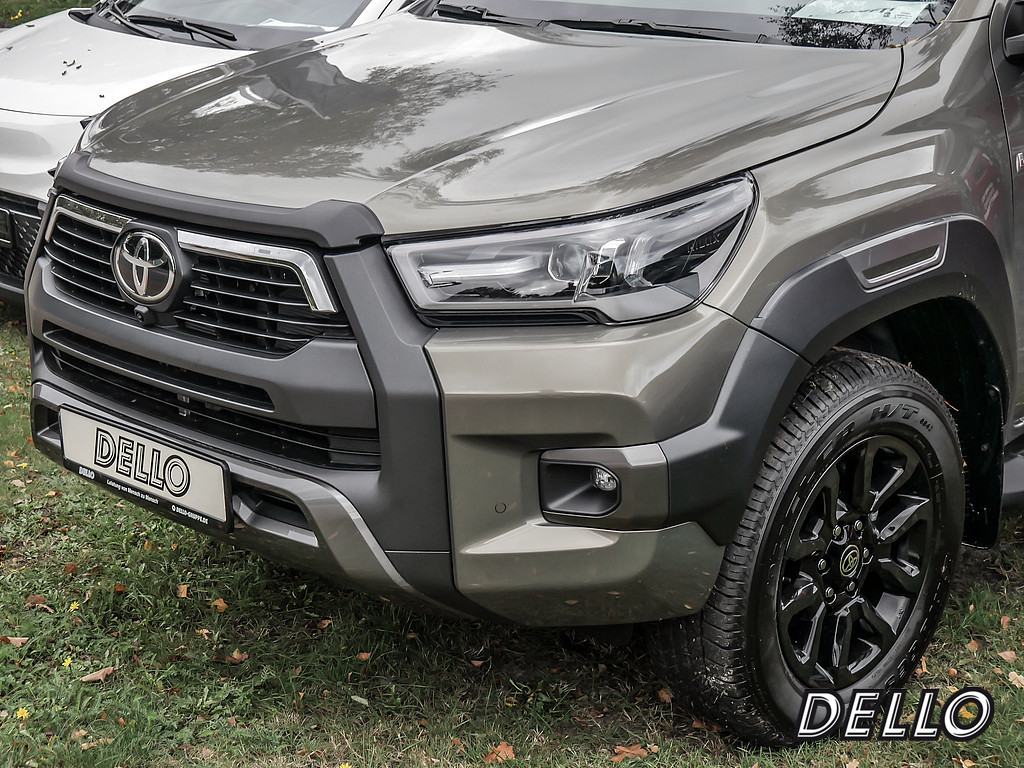Fahrzeugansicht TOYOTA Hilux 2.8 Double Cab Invincible 4x4 - Bild 31