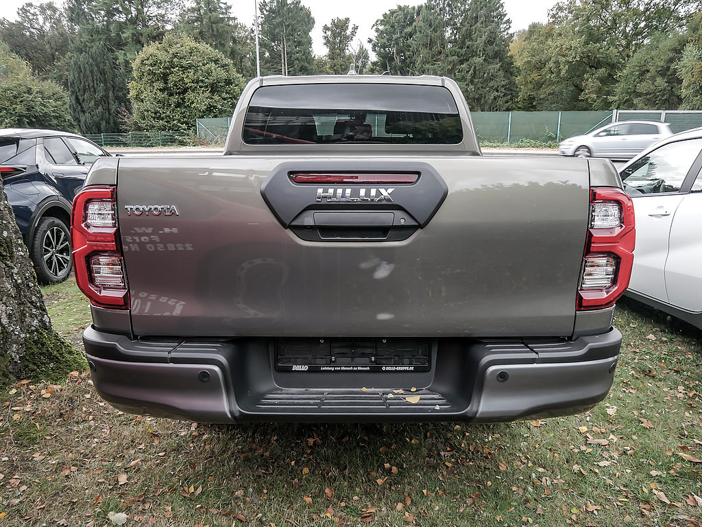 Fahrzeugansicht TOYOTA Hilux 2.8 Double Cab Invincible 4x4 - Bild 33