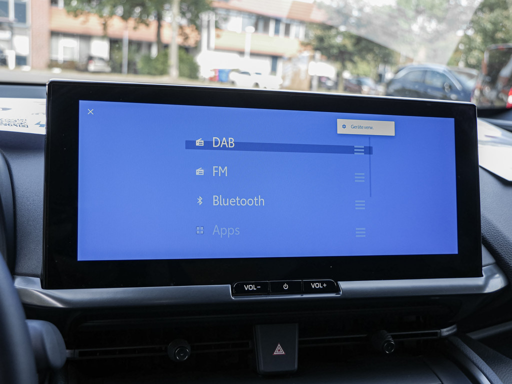Fahrzeugansicht TOYOTA C-HR 2.0 Plug-In Hybrid Teamplayer - Bild 15