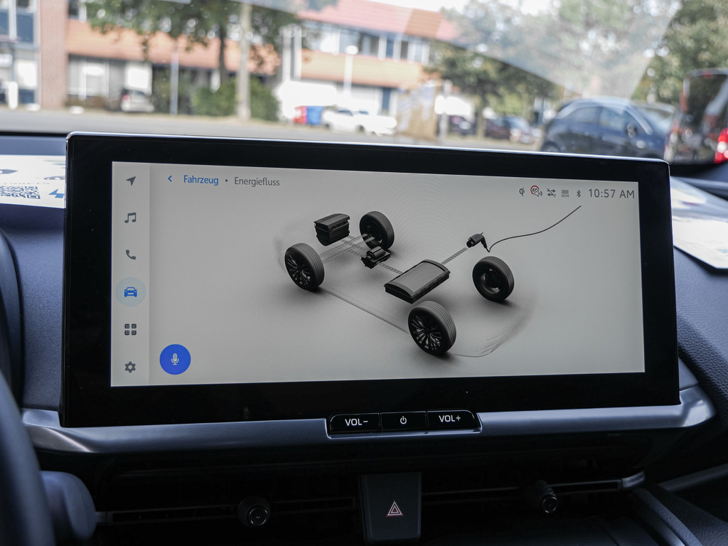 Fahrzeugansicht TOYOTA C-HR 2.0 Plug-In Hybrid Teamplayer - Bild 16