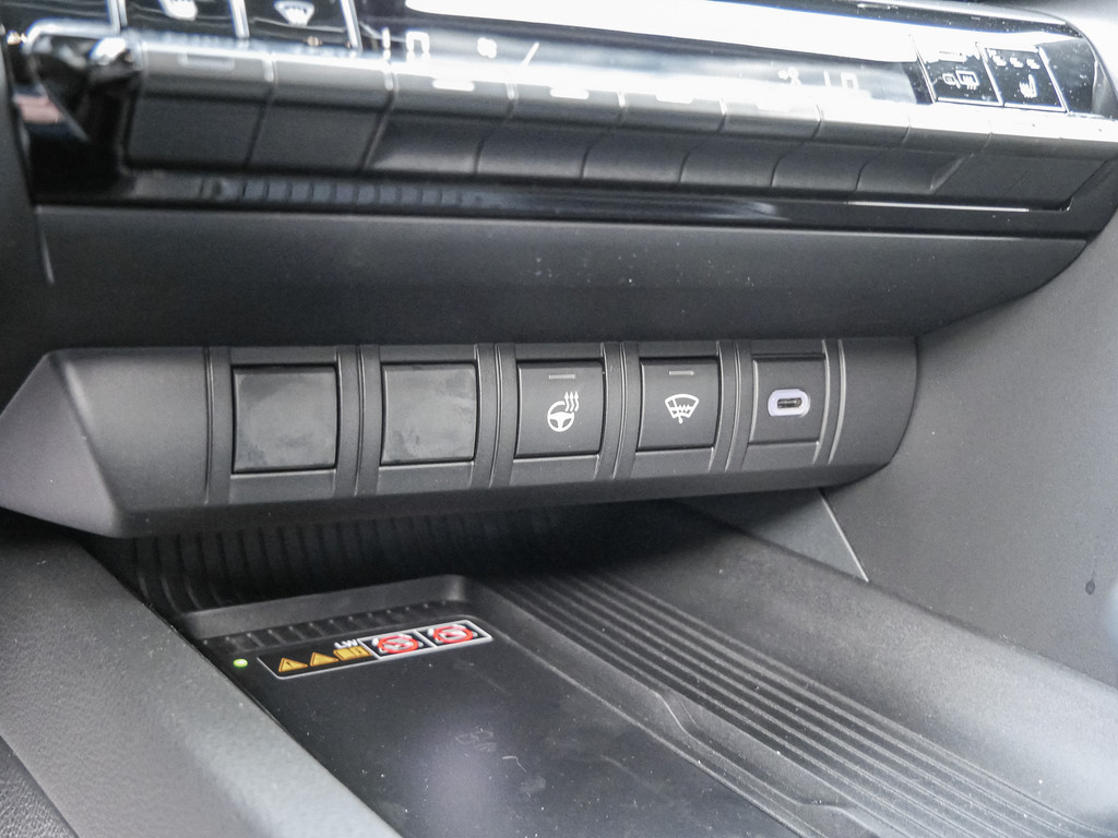 Fahrzeugansicht TOYOTA C-HR 2.0 Plug-In Hybrid Teamplayer - Bild 19