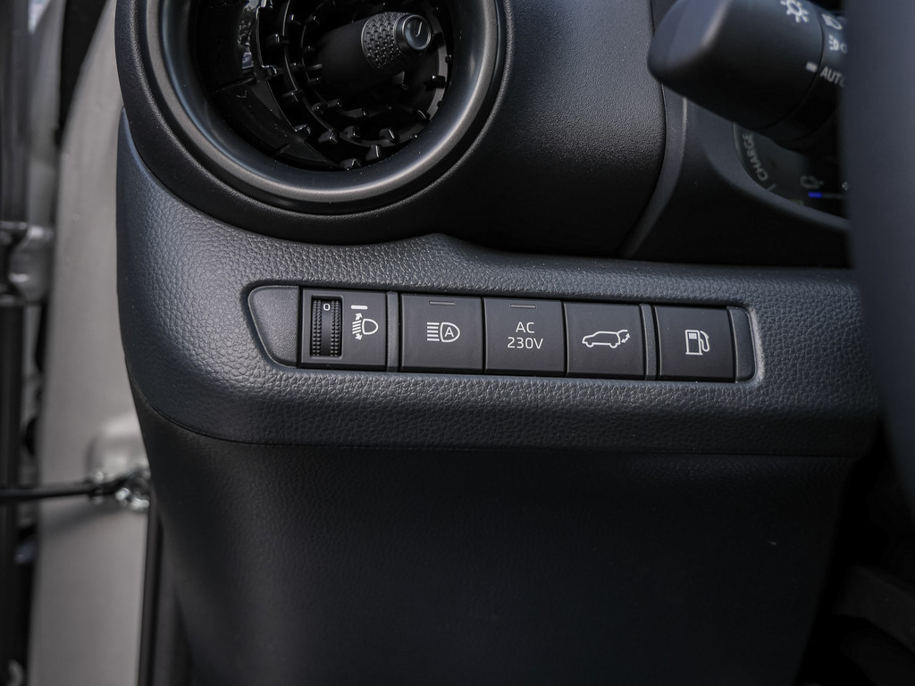 Fahrzeugansicht TOYOTA C-HR 2.0 Plug-In Hybrid Teamplayer - Bild 31