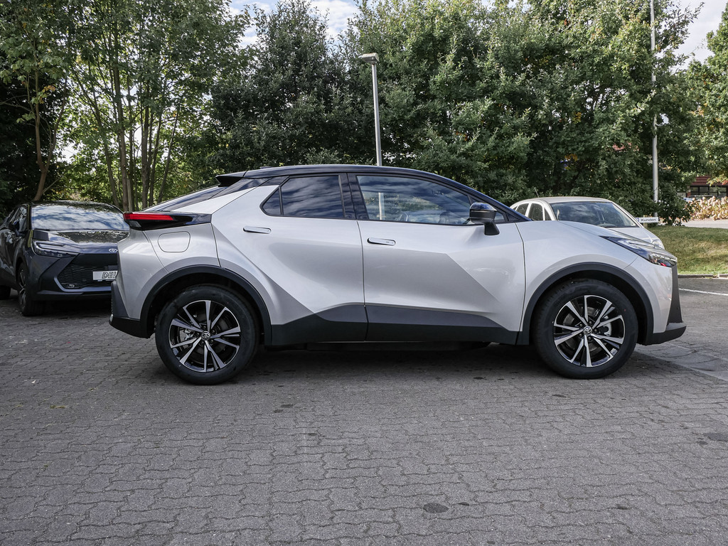 Fahrzeugansicht TOYOTA C-HR 2.0 Plug-In Hybrid Teamplayer - Bild 34