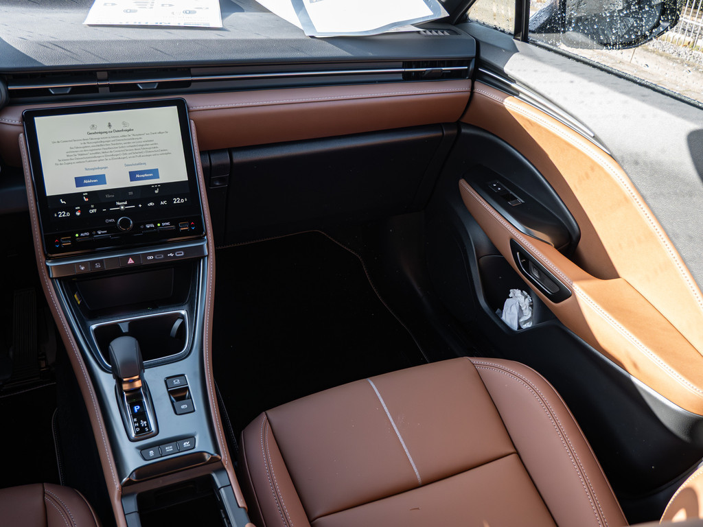 Fahrzeugansicht LEXUS LBX Relax - Bild 7