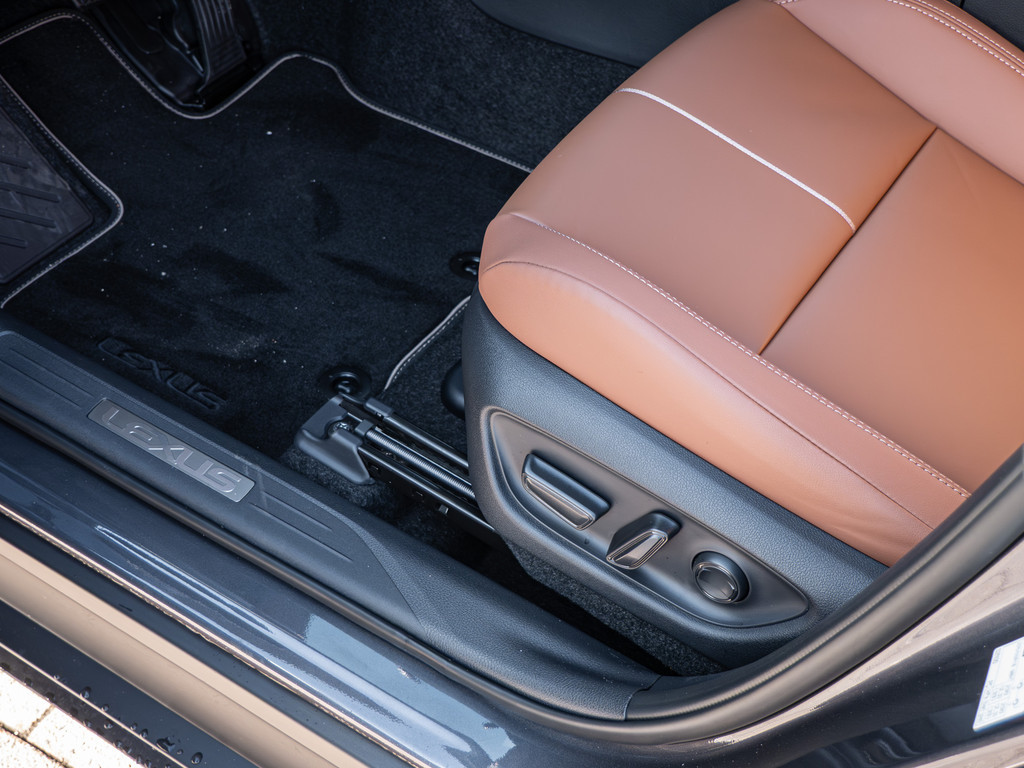 Fahrzeugansicht LEXUS LBX Relax - Bild 33