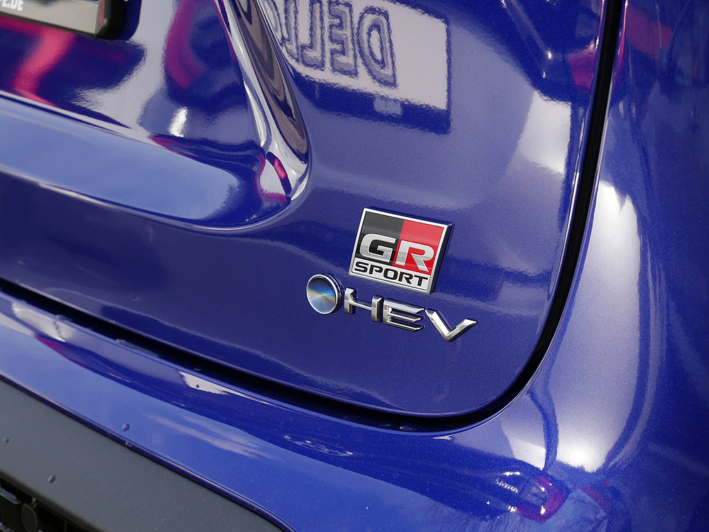 Fahrzeugansicht TOYOTA Yaris Cross 1.5 Hybrid FWD GR Sport - Bild 3