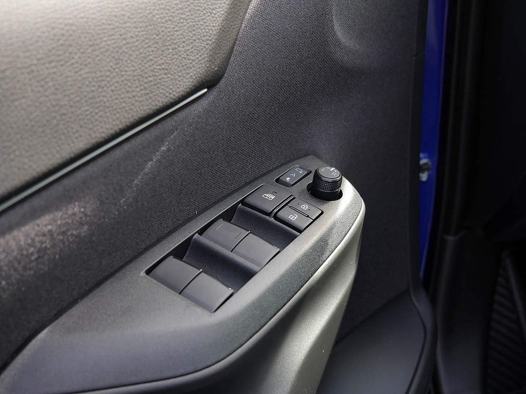 Fahrzeugansicht TOYOTA Yaris Cross 1.5 Hybrid FWD GR Sport - Bild 7