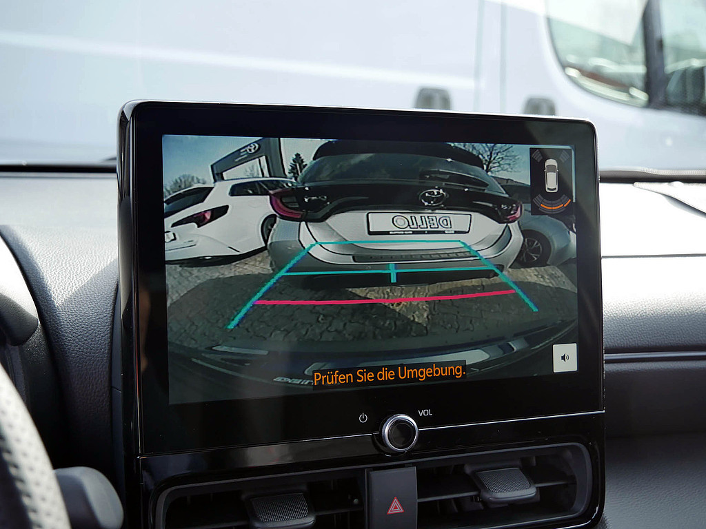 Fahrzeugansicht TOYOTA Yaris Cross 1.5 Hybrid FWD GR Sport - Bild 9