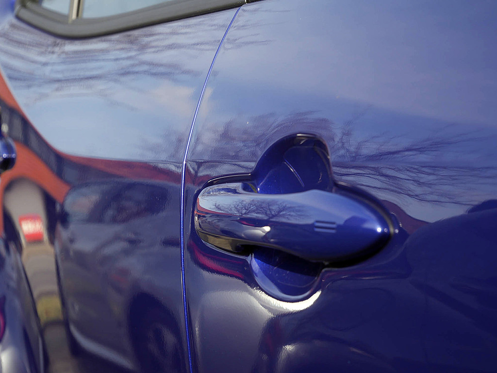 Fahrzeugansicht TOYOTA Yaris Cross 1.5 Hybrid FWD GR Sport - Bild 2