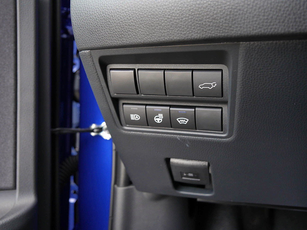 Fahrzeugansicht TOYOTA Yaris Cross 1.5 Hybrid FWD GR Sport - Bild 28