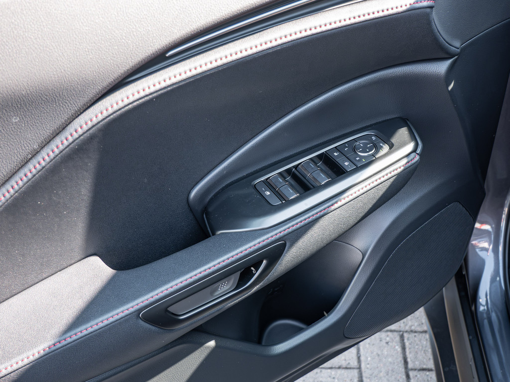 Fahrzeugansicht LEXUS LBX Elegant Black Edition - Bild 32