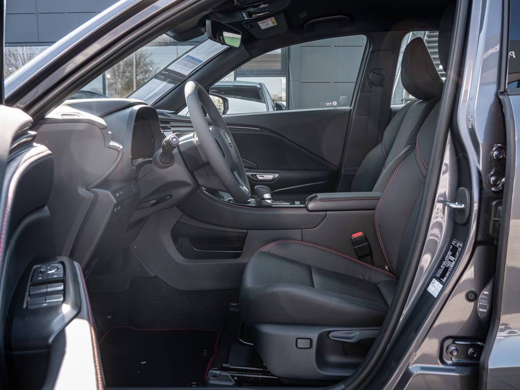 Fahrzeugansicht LEXUS LBX Elegant Black Edition - Bild 39