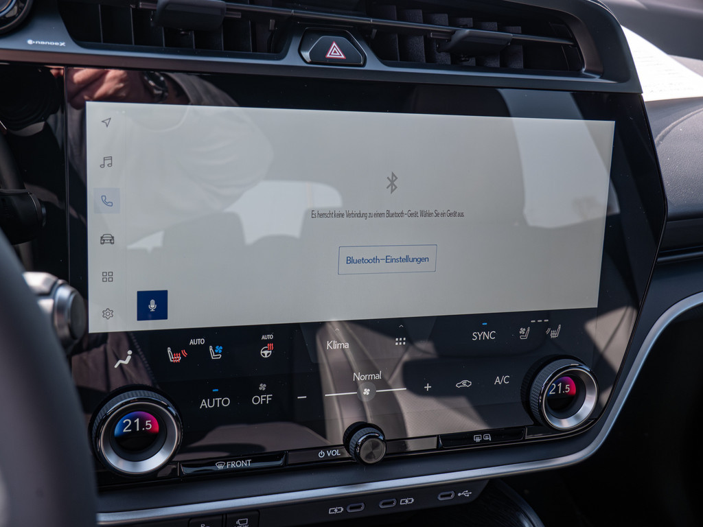 Fahrzeugansicht LEXUS RZ 350e Premium - Bild 15