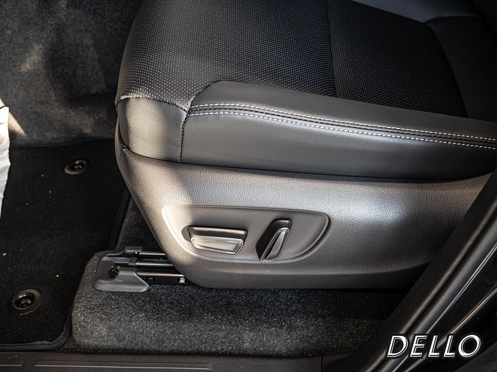 Fahrzeugansicht TOYOTA Land Cruiser 2.8 D-4D Executive - Bild 11