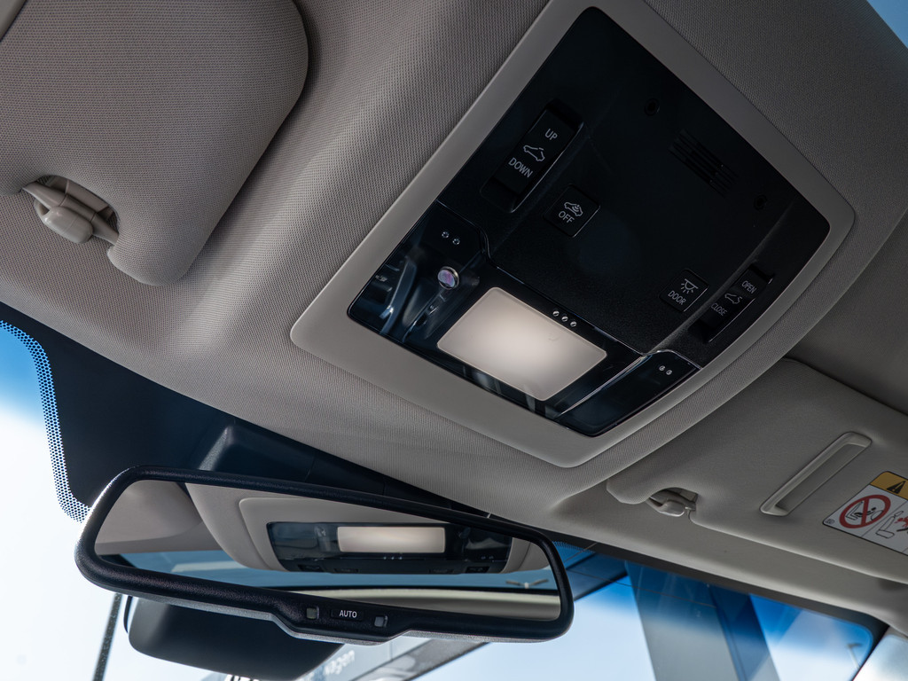 Fahrzeugansicht LEXUS NX 300h E-Four Amazing - Bild 21