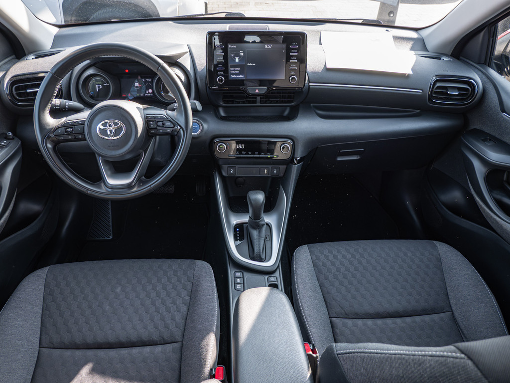 Fahrzeugansicht TOYOTA Yaris Hybrid 1.5 VVT-i Club - Bild 3