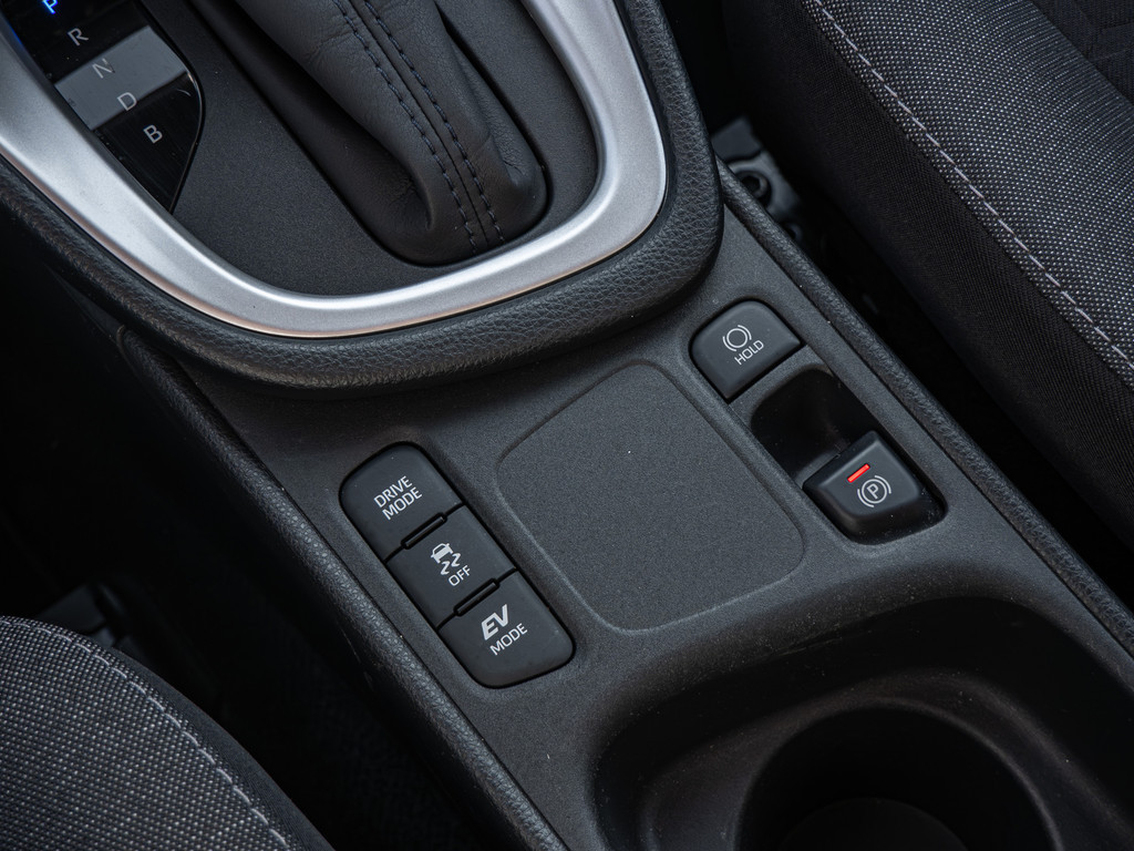 Fahrzeugansicht TOYOTA Yaris Hybrid 1.5 VVT-i Club - Bild 18