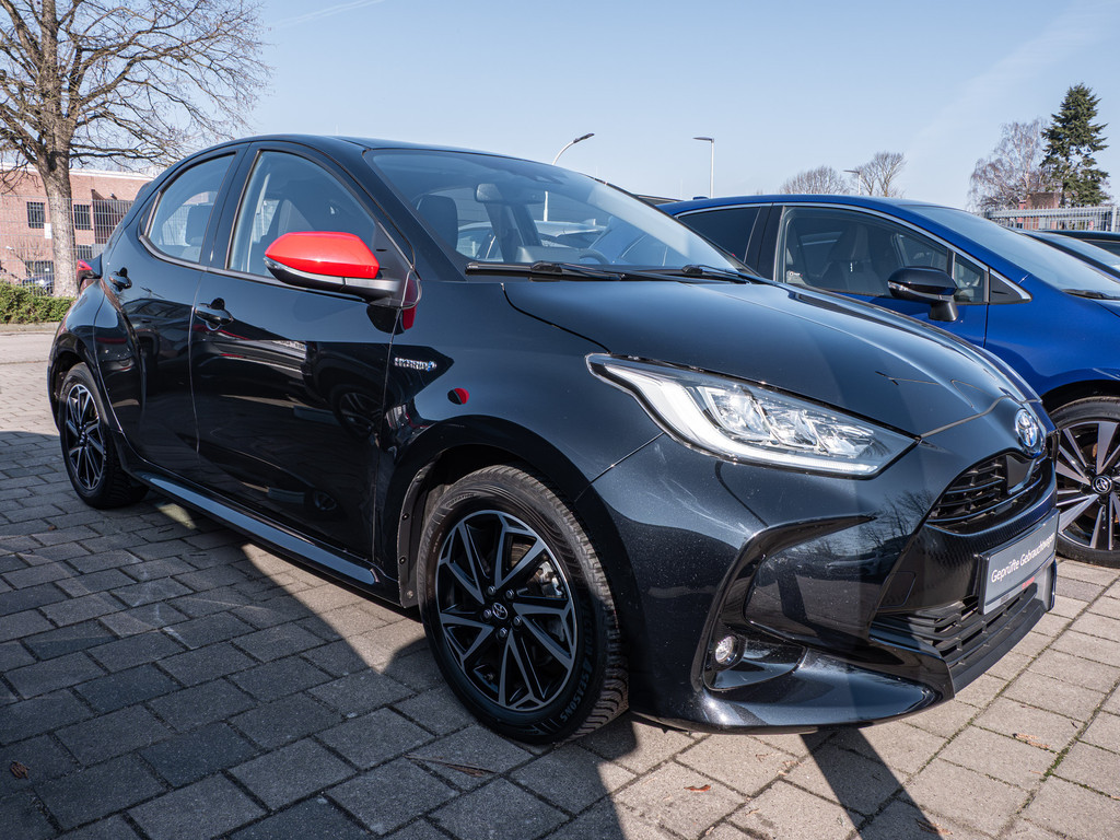 Fahrzeugansicht TOYOTA Yaris Hybrid 1.5 VVT-i Club - Bild 23