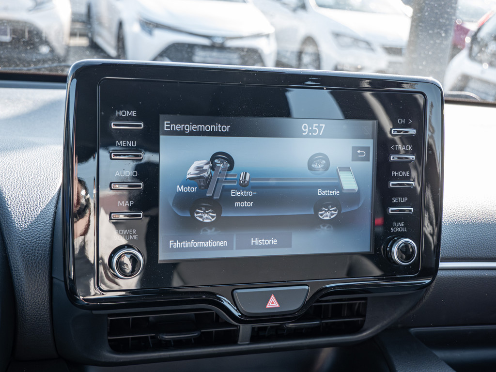 Fahrzeugansicht TOYOTA Yaris 1.5 Hybrid Club - Bild 10