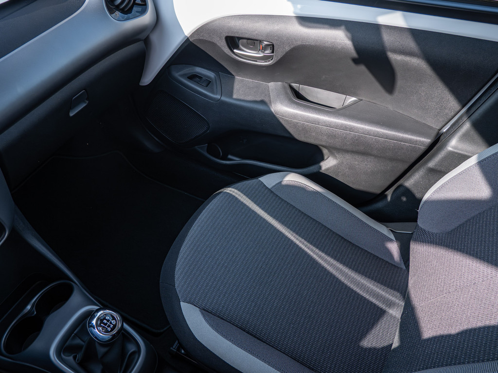 Fahrzeugansicht TOYOTA Aygo 1.0 Team D - Bild 18