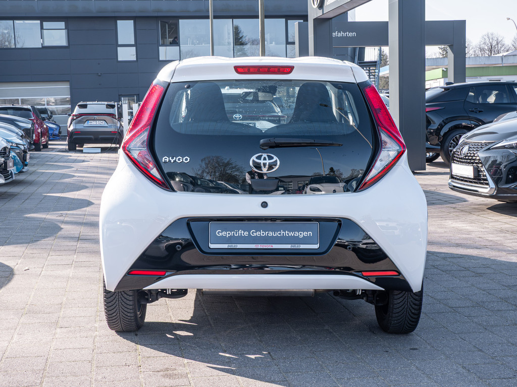 Fahrzeugansicht TOYOTA Aygo 1.0 Team D - Bild 37