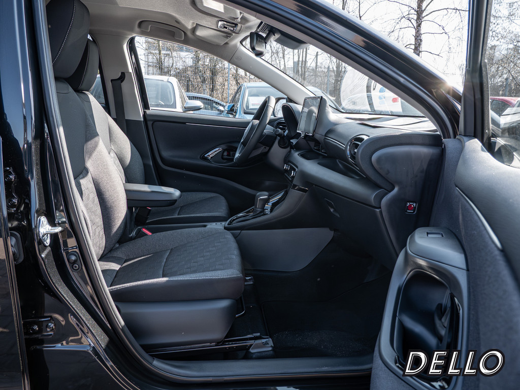 Fahrzeugansicht TOYOTA Yaris Hybrid 1.5 VVT-i Teamplayer - Bild 3