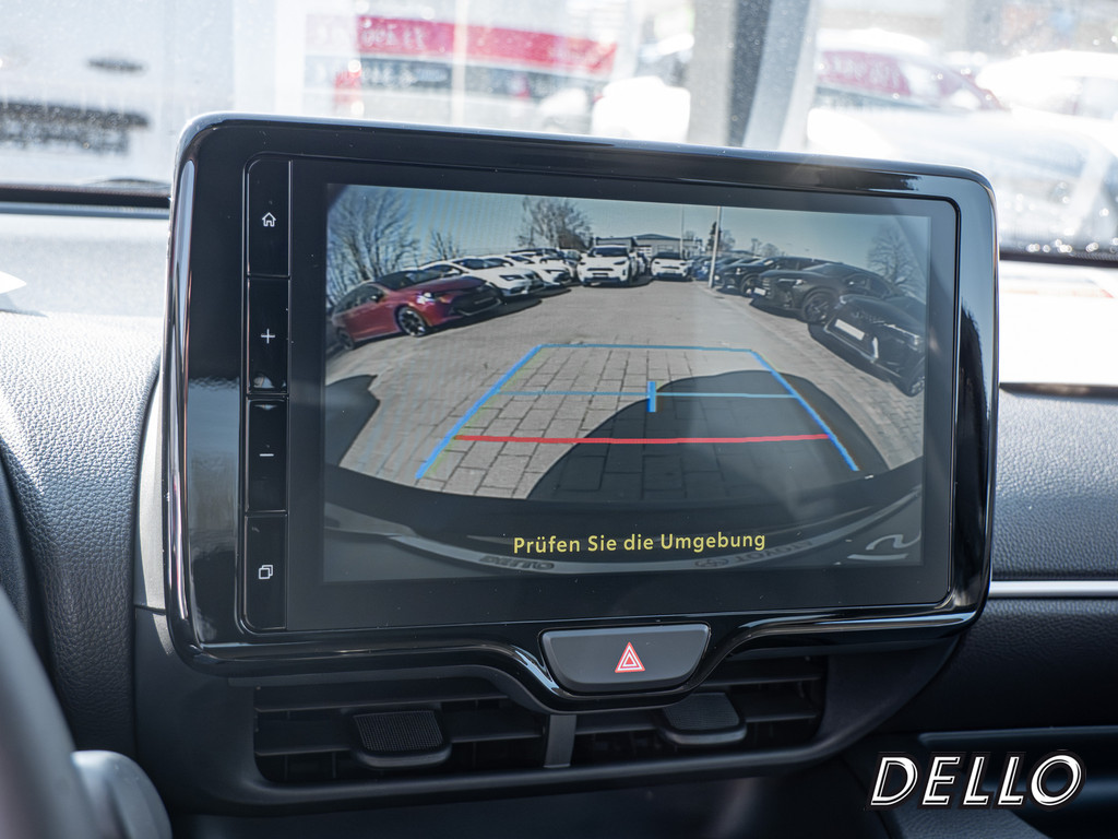 Fahrzeugansicht TOYOTA Yaris Hybrid 1.5 VVT-i Teamplayer - Bild 13