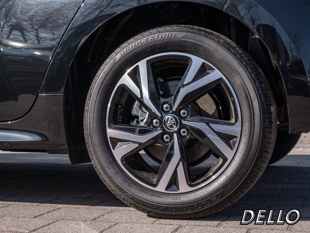 Fahrzeugansicht TOYOTA Yaris Hybrid 1.5 VVT-i Teamplayer - Bild 40