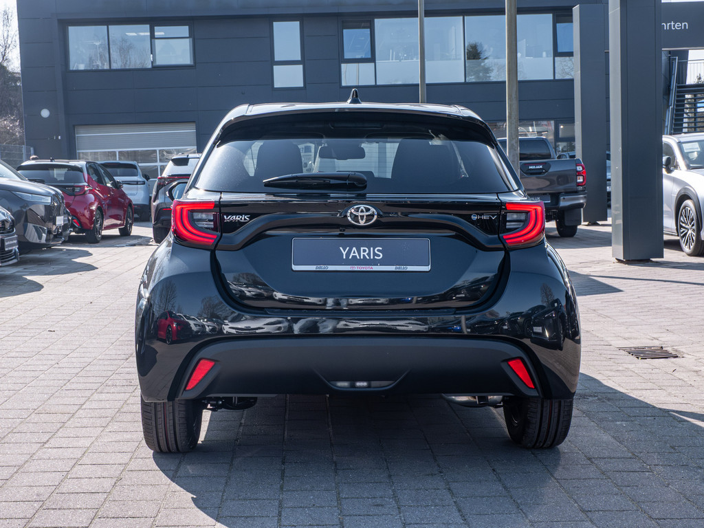 Fahrzeugansicht TOYOTA Yaris Hybrid 1.5 VVT-i Teamplayer - Bild 38