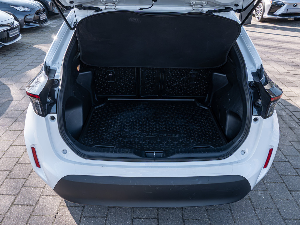 Fahrzeugansicht TOYOTA Yaris Cross Hybrid Team D - Bild 11