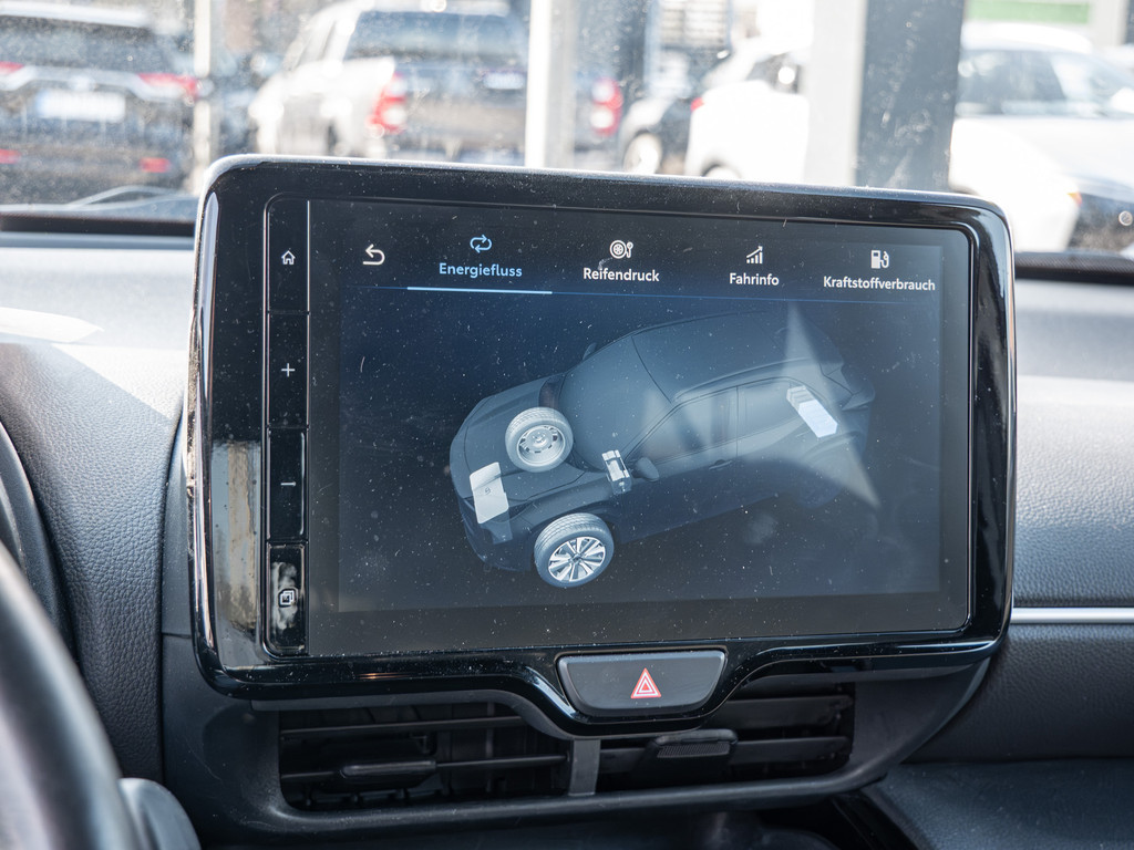 Fahrzeugansicht TOYOTA Yaris Cross Hybrid Team D - Bild 15