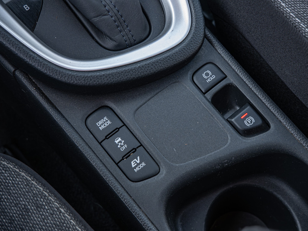 Fahrzeugansicht TOYOTA Yaris Cross Hybrid Team D - Bild 25