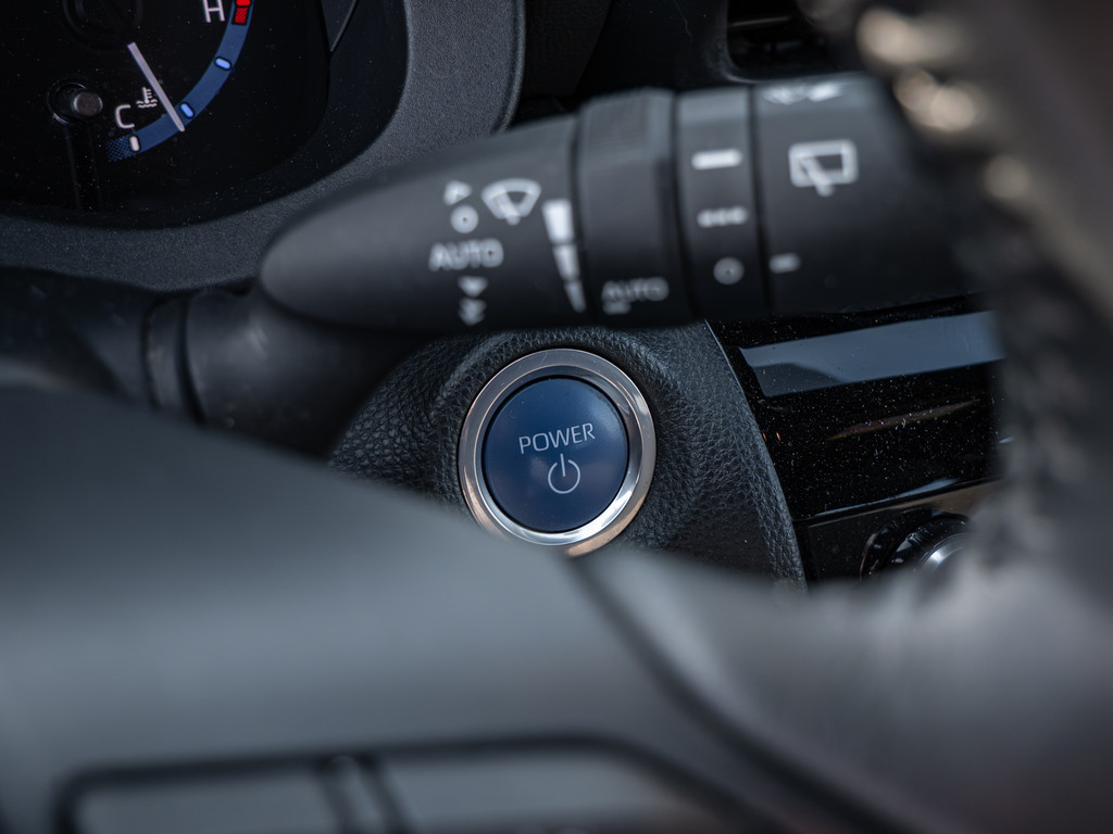 Fahrzeugansicht TOYOTA Yaris Cross Hybrid Team D - Bild 30