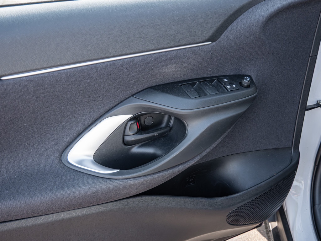 Fahrzeugansicht TOYOTA Yaris Cross Hybrid Team D - Bild 38