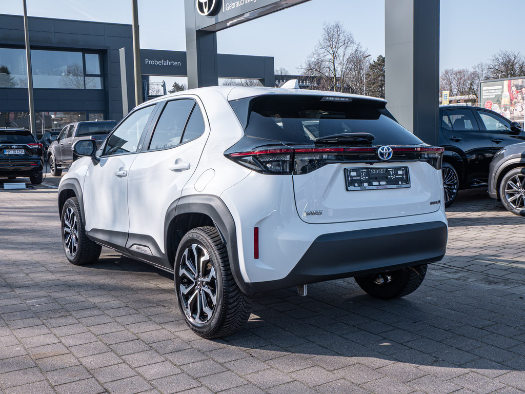 Fahrzeugansicht TOYOTA Yaris Cross Hybrid Team D - Bild 46