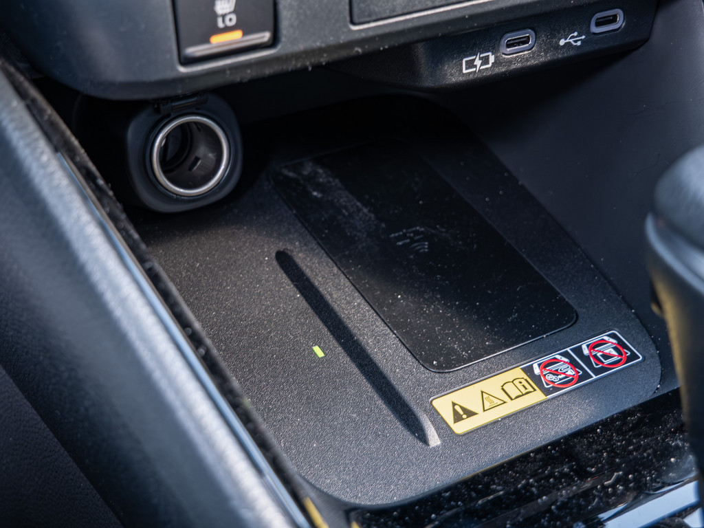 Fahrzeugansicht TOYOTA Yaris Hybrid 1.5 VVT-i Style Plus - Bild 19