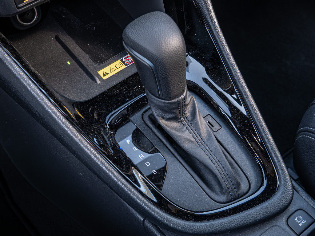 Fahrzeugansicht TOYOTA Yaris Hybrid 1.5 VVT-i Style Plus - Bild 20