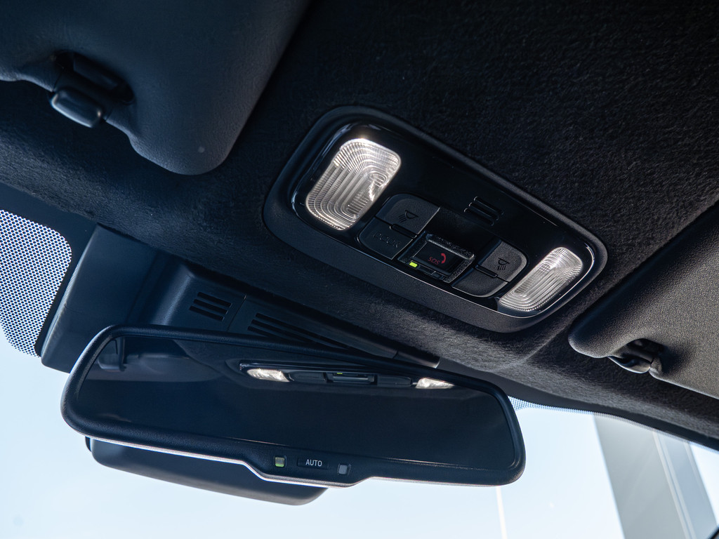 Fahrzeugansicht TOYOTA Yaris Hybrid 1.5 VVT-i Style Plus - Bild 24