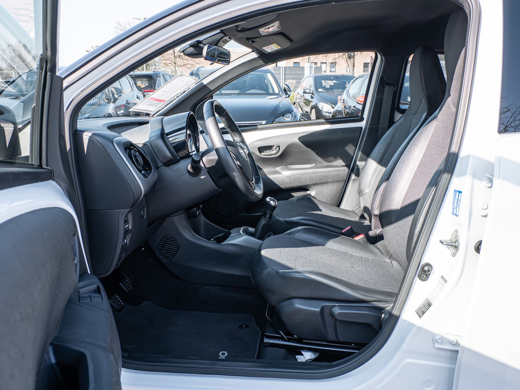 Fahrzeugansicht TOYOTA Aygo 1.0 X-Final - Bild 4