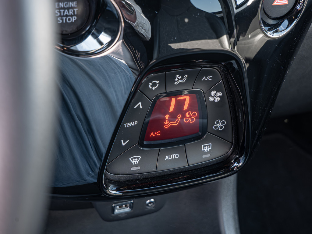 Fahrzeugansicht TOYOTA Aygo 1.0 X-Final - Bild 13