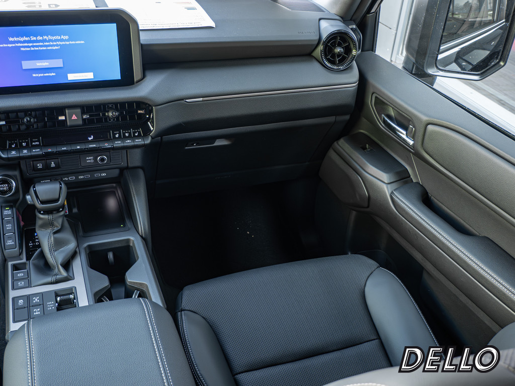 Fahrzeugansicht TOYOTA Land Cruiser 2.8 D-4D Executive - Bild 10