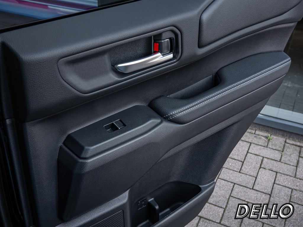 Fahrzeugansicht TOYOTA Land Cruiser 2.8 D-4D Executive - Bild 13