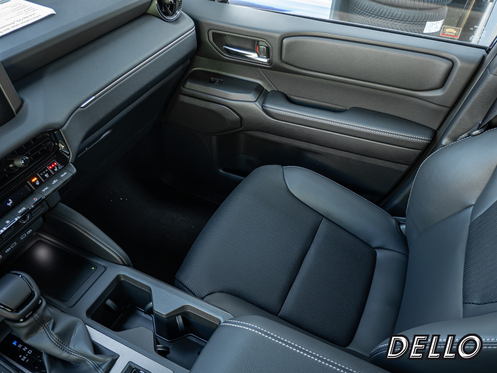 Fahrzeugansicht TOYOTA Land Cruiser 2.8 D-4D Executive - Bild 31