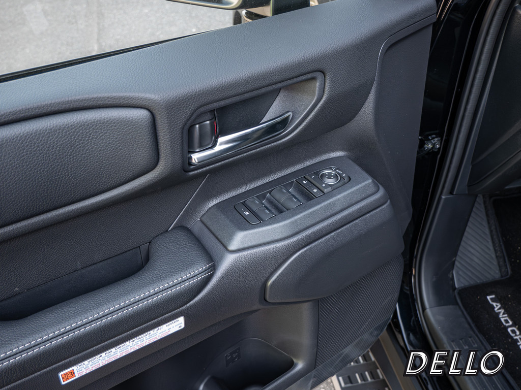 Fahrzeugansicht TOYOTA Land Cruiser 2.8 D-4D Executive - Bild 44