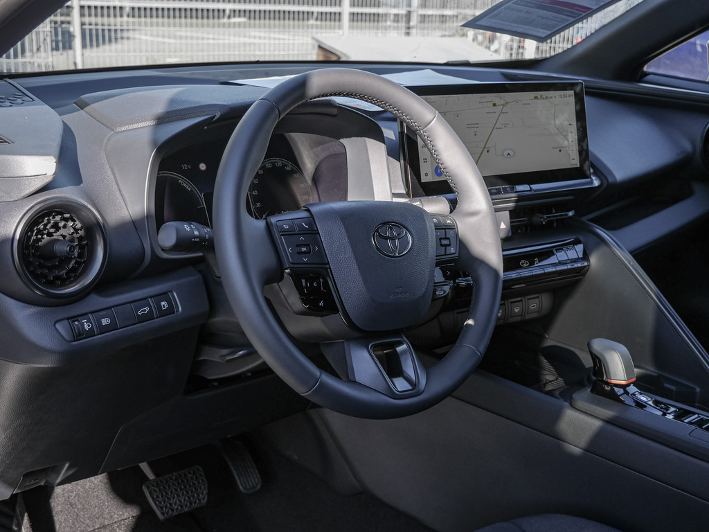 Fahrzeugansicht TOYOTA C-HR 1.8 Hybrid FWD Teamplayer - Bild 31