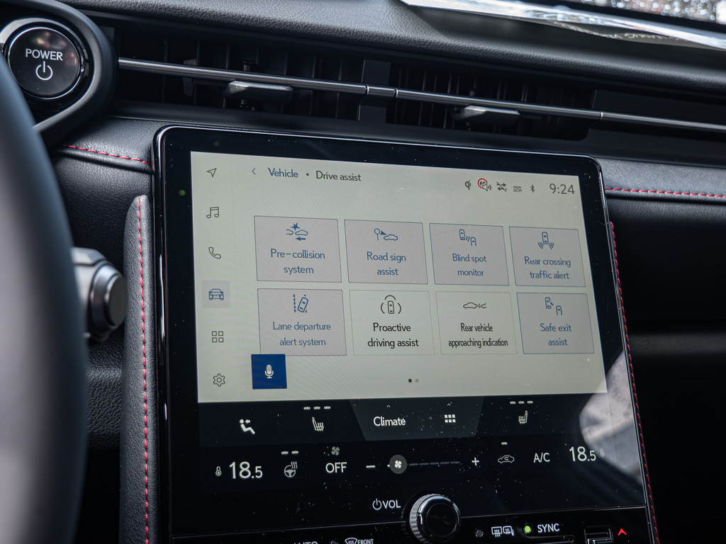 Fahrzeugansicht LEXUS LBX 1.5 Hybrid Elegant Black Edition - Bild 14