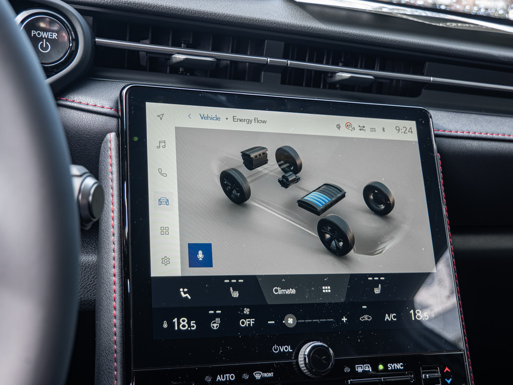 Fahrzeugansicht LEXUS LBX 1.5 Hybrid Elegant Black Edition - Bild 15