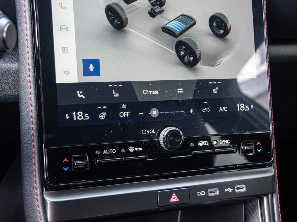 Fahrzeugansicht LEXUS LBX 1.5 Hybrid Elegant Black Edition - Bild 17